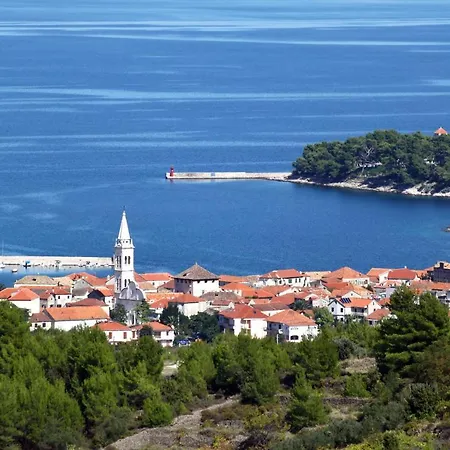 Double 4041d 3* Jelsa (Hvar)