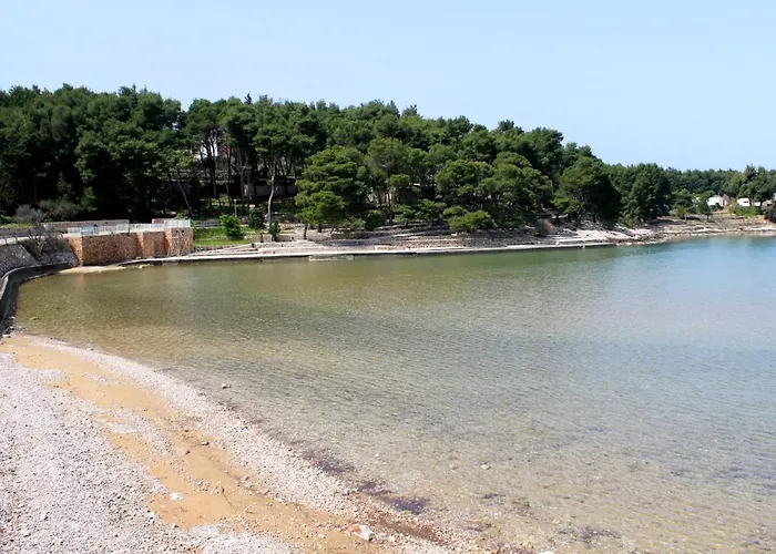 Konukevi Double 4041d Jelsa (Hvar)